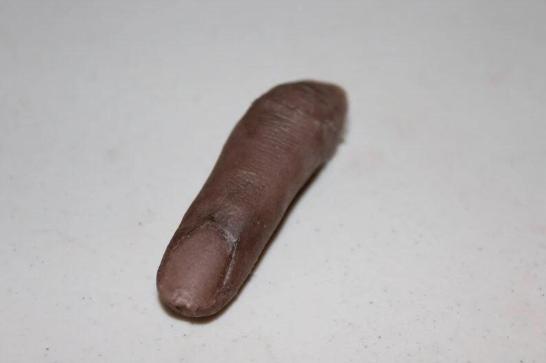 Dark Severed Finger Prop - Image 6