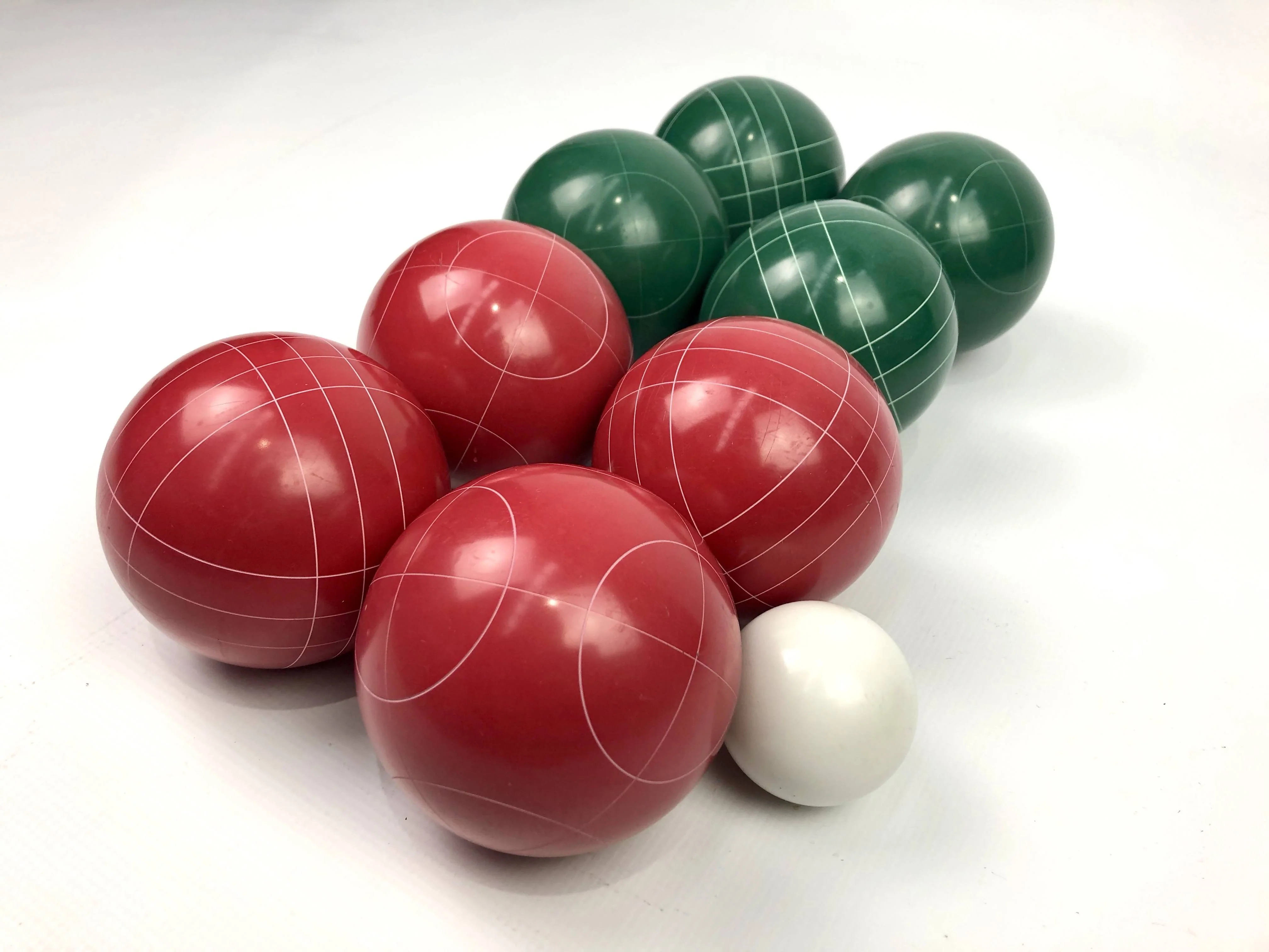 Deluxe 8 Resin Bowls Bocce Game Set Red & Green - Image 4