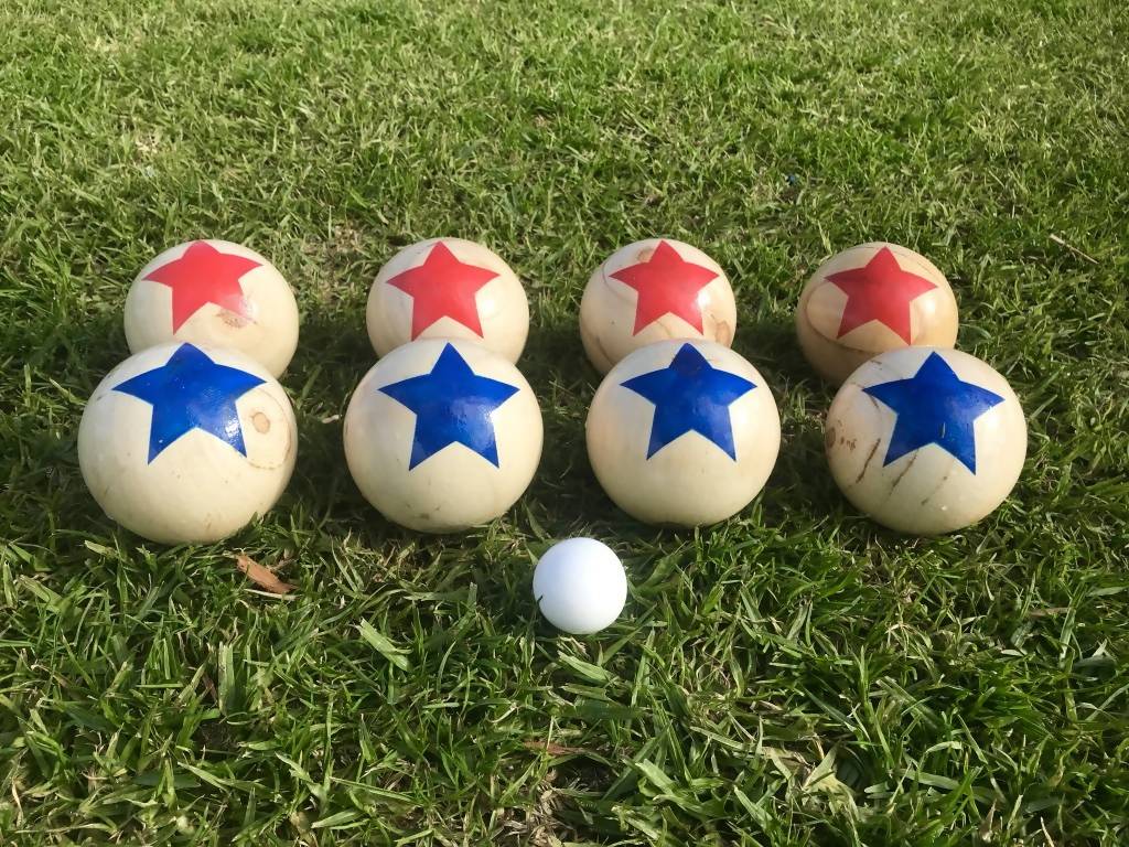 Deluxe 8 Wooden Ball Bowls Bocce Game Set - Image 3