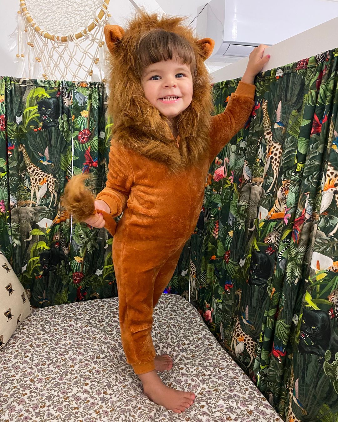 Fearless Lion Deluxe Toddler Costume - Image 4