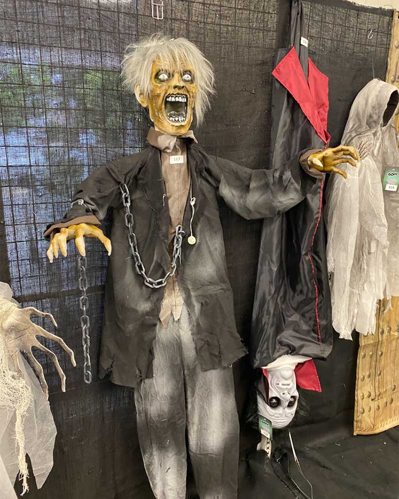 Hanging Haunted Zombie Animatronic 1.7m - Image 2