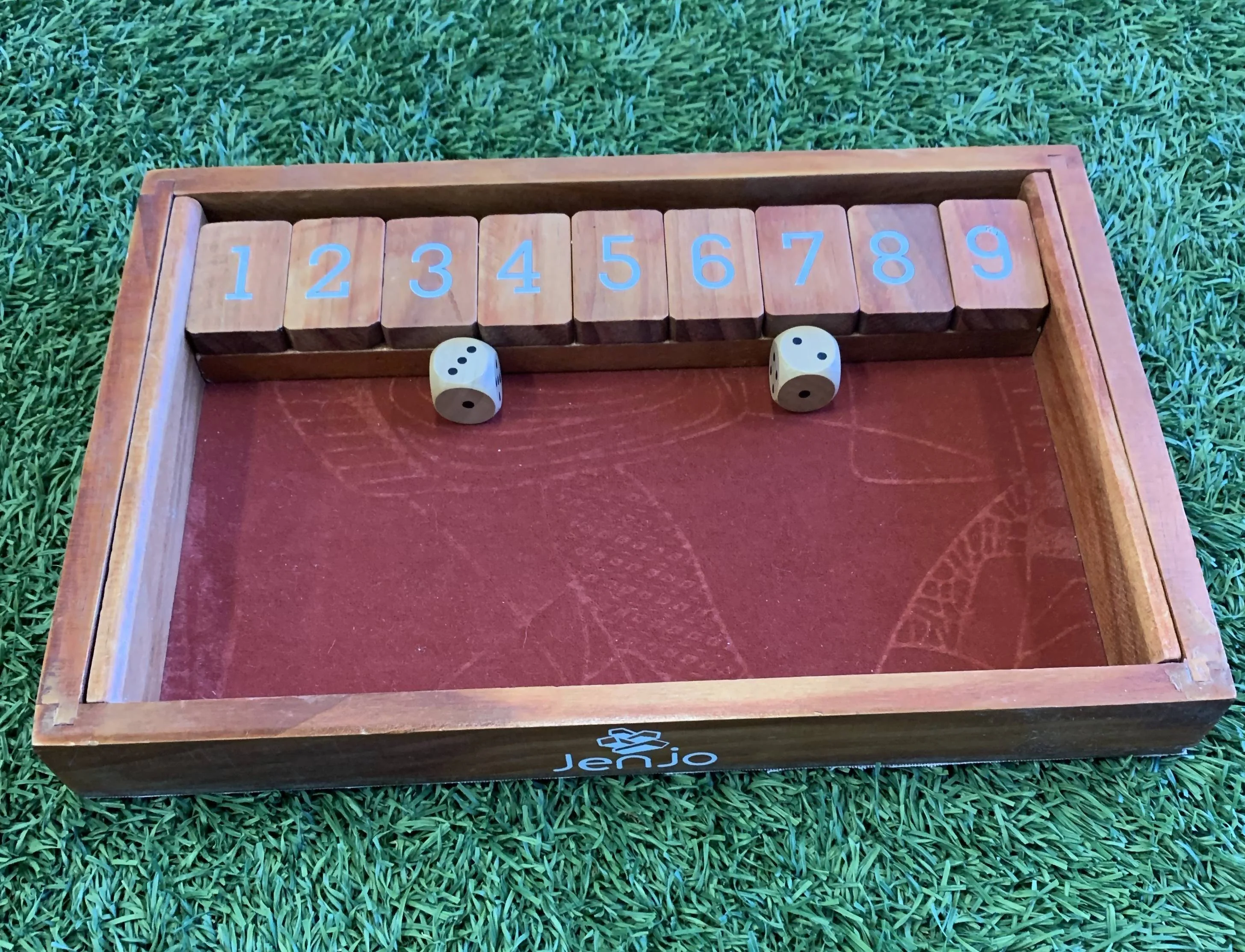 Jackpot or Shut the Box Board Game - Image 7