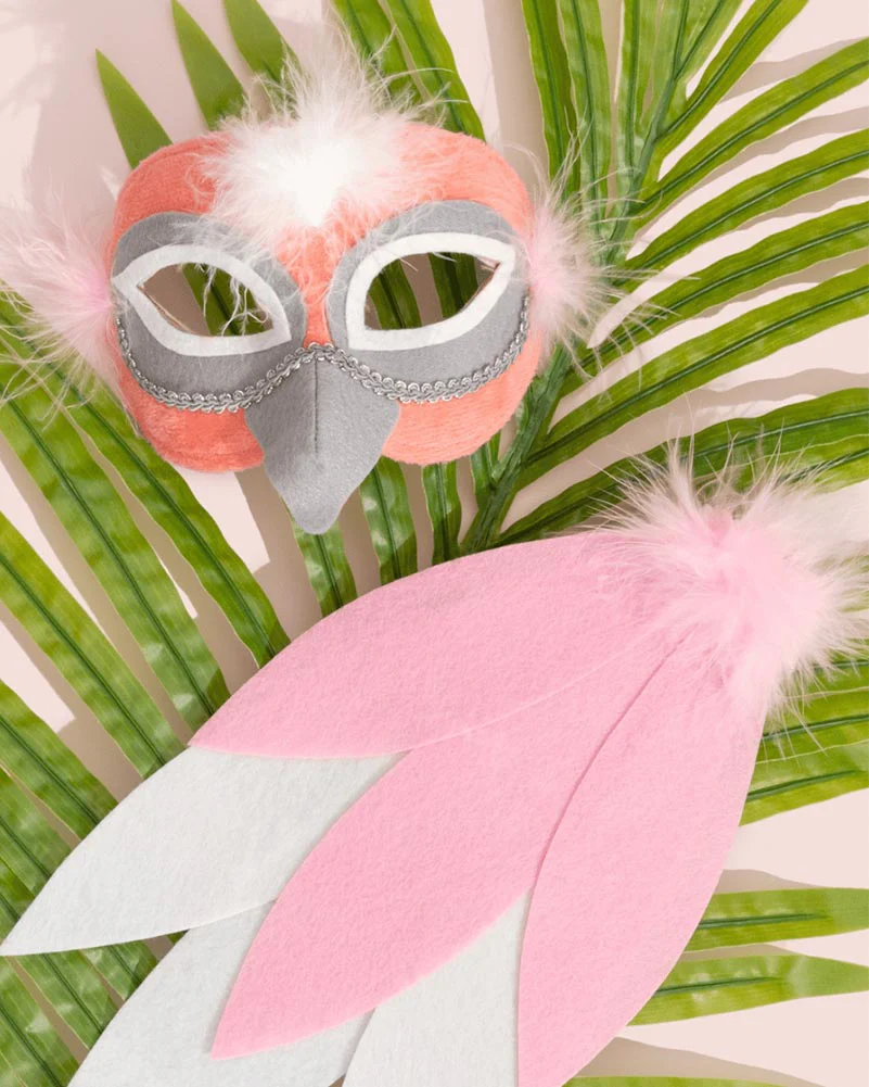 Pink Galah Deluxe Mask and Tail Set - Image 3