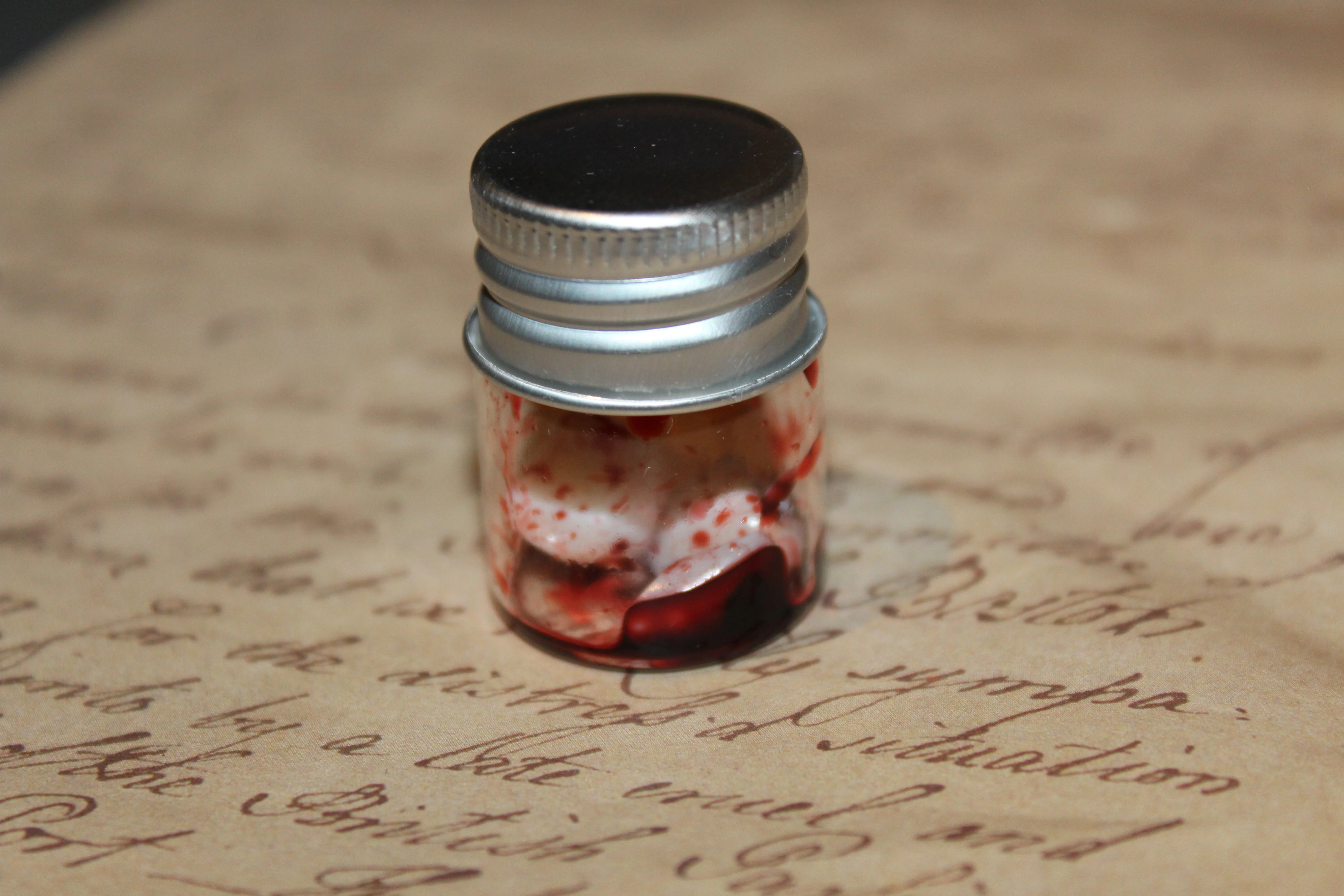 Pulled Out Bloody Teeth Specimen Jar Prop - Image 8