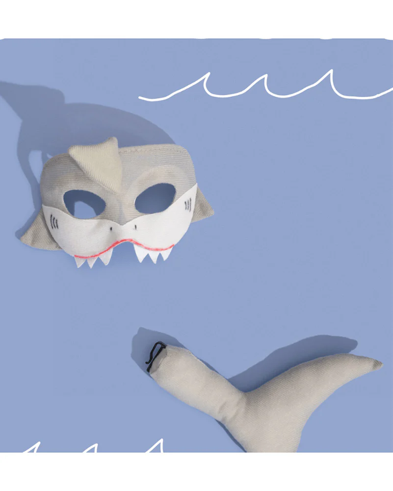 Shark Deluxe Mask and Tail Set - Image 3