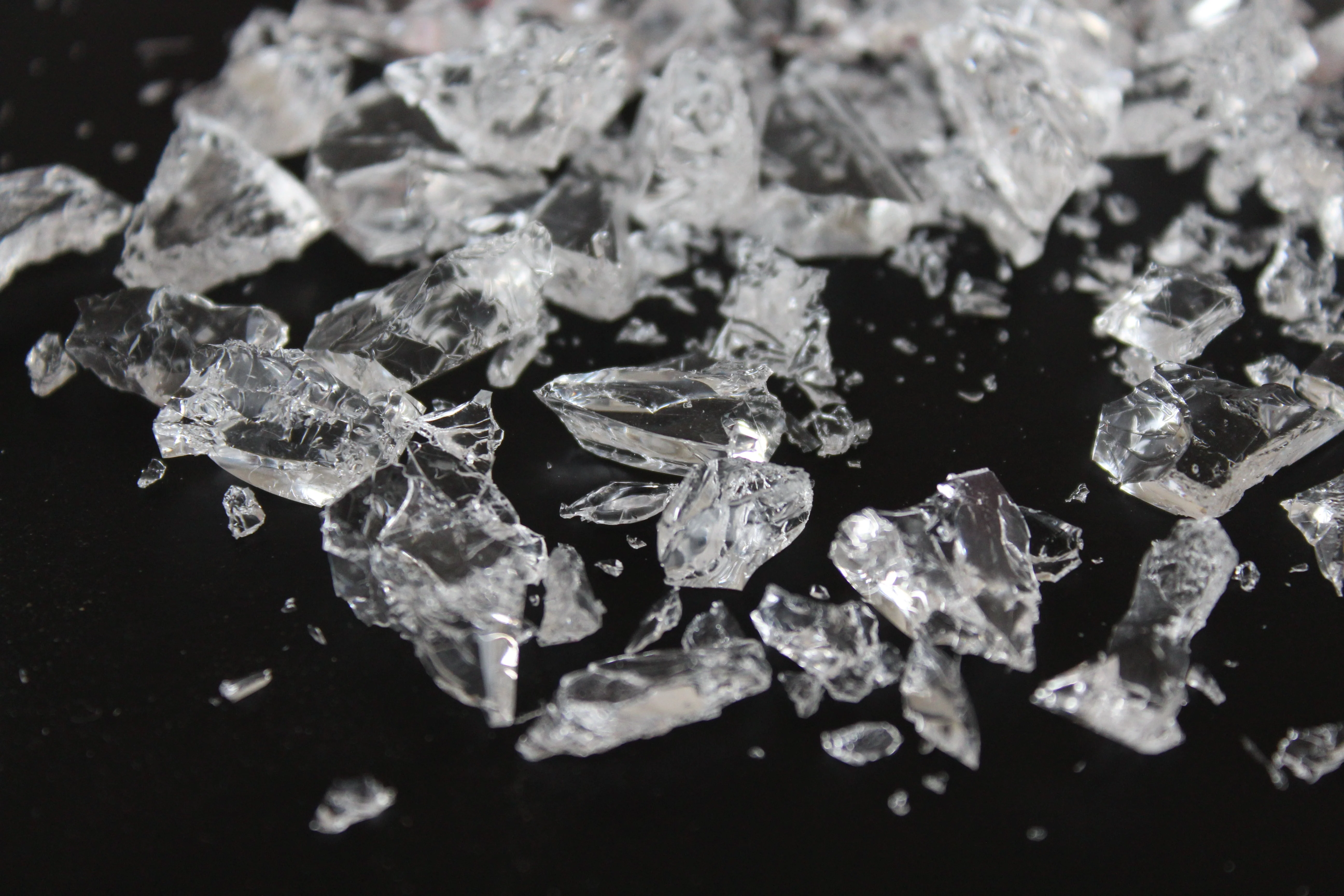 Shattered Silicone Glass Prop - Image 2