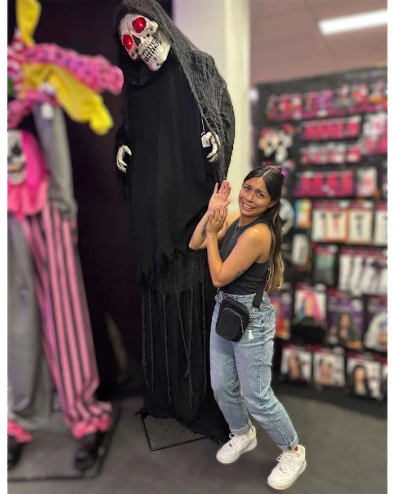 Standing Reaper Animated Decoration 2.6m - Image 2