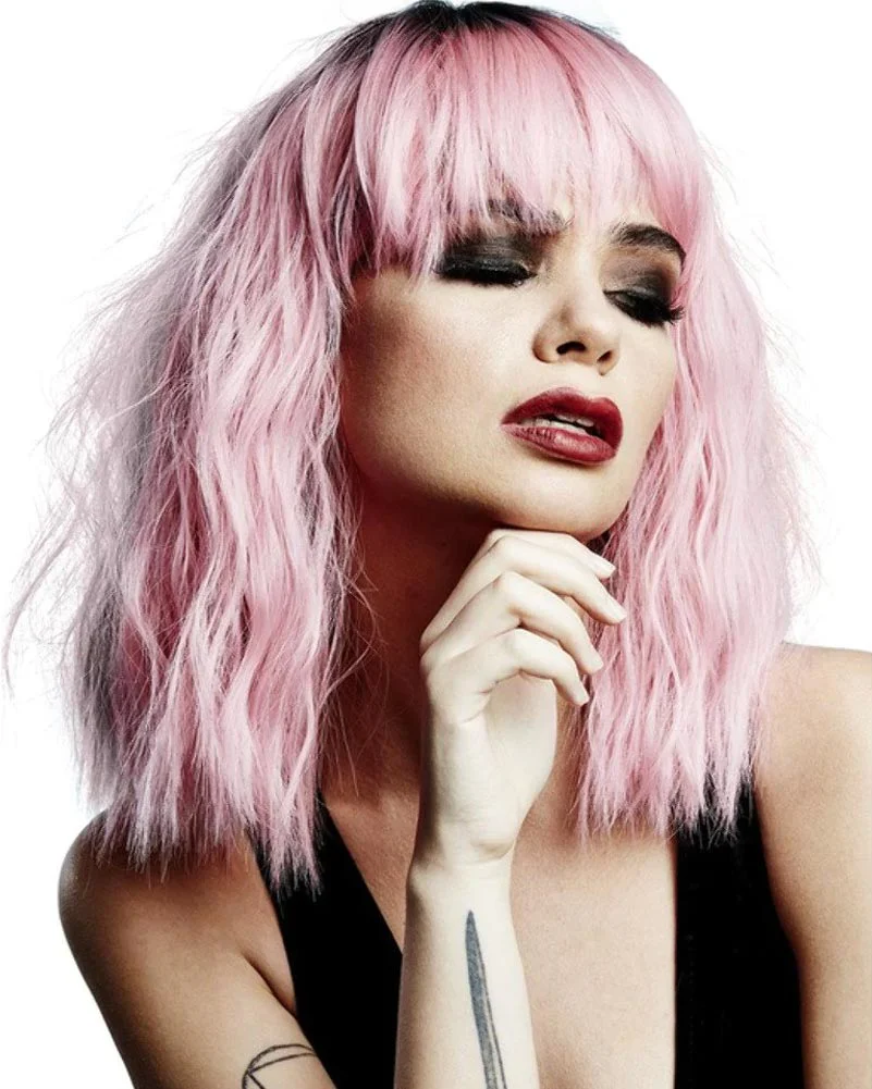 Trash Goddess Short Pink Wig - Image 4