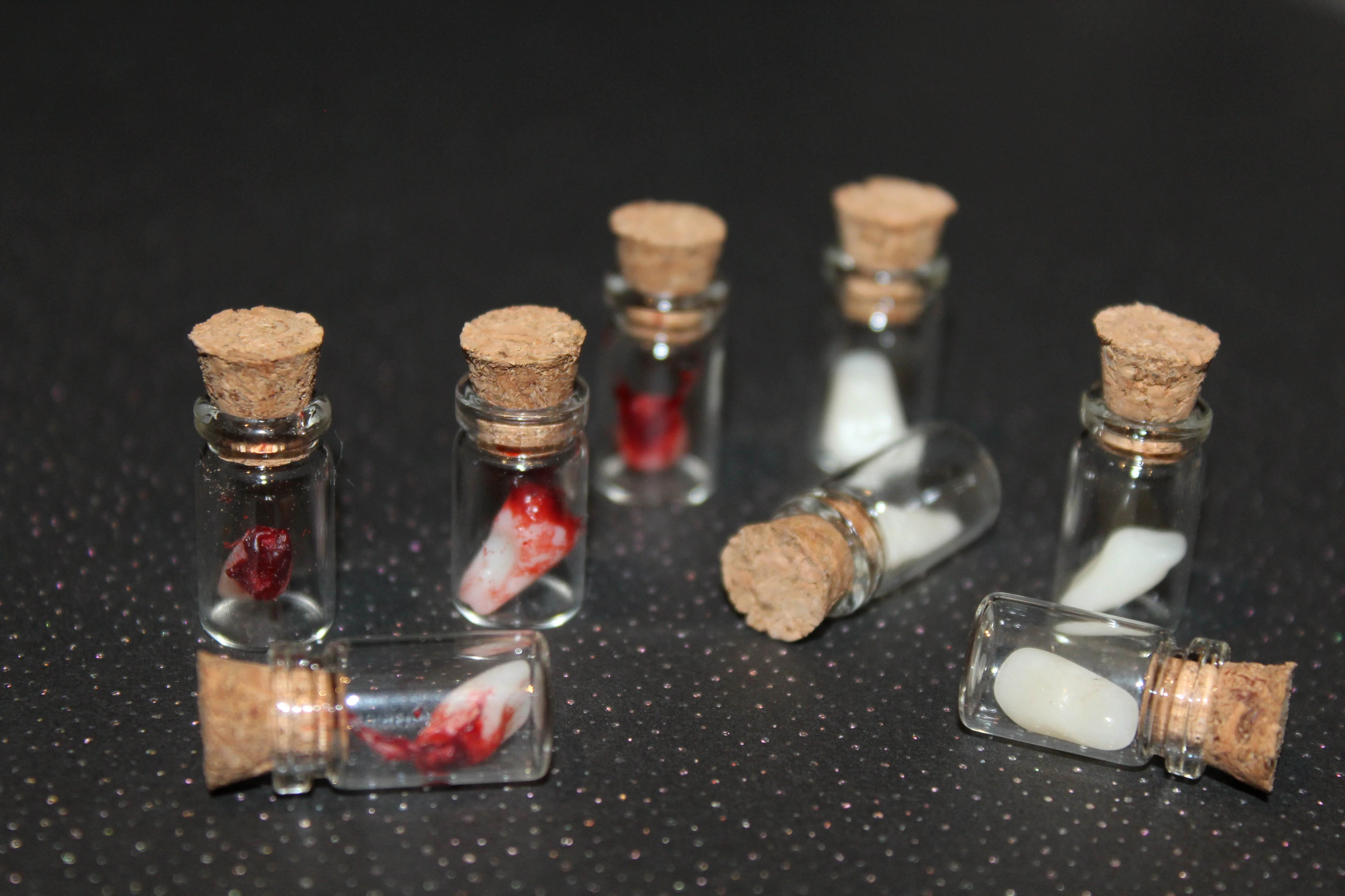 Variety Pack of Tooth Specimen Jars Prop - Image 2