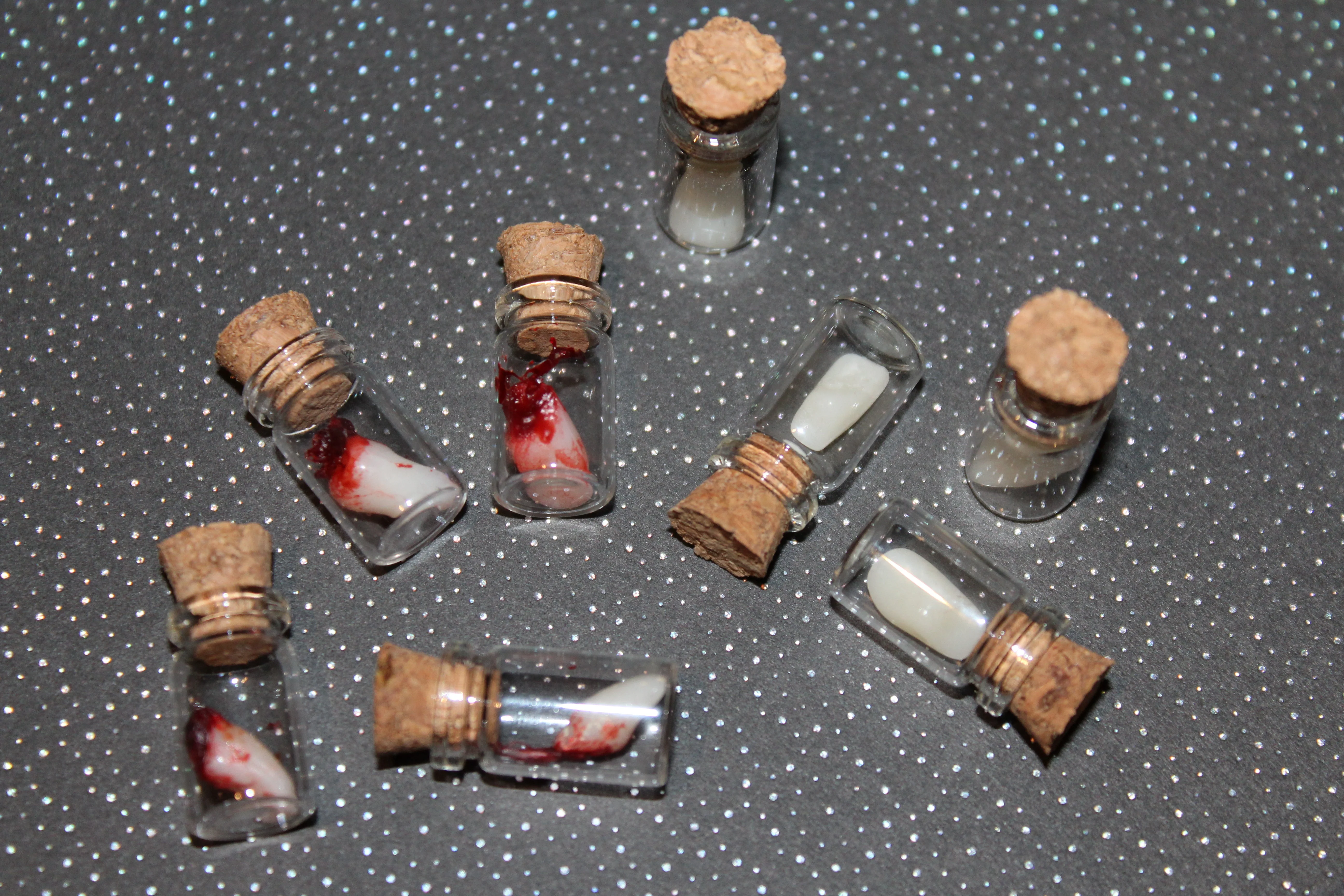 Variety Pack of Tooth Specimen Jars Prop - Image 6